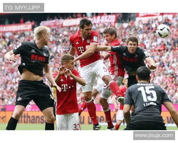 拜仁慕尼黑与门兴对决结果揭晓球迷热议比赛精彩瞬间